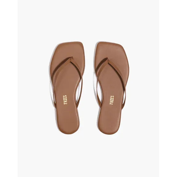 SQUARE TOE LILY